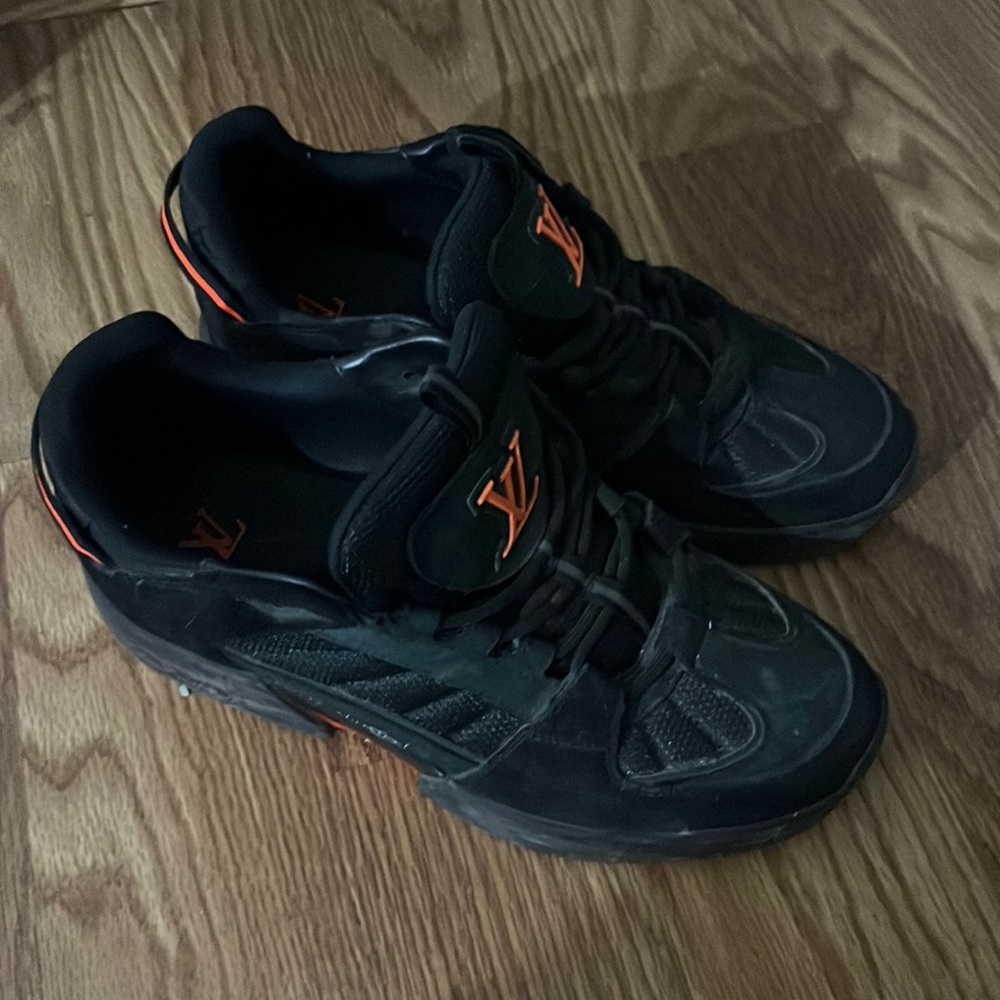 Louis vuiton limited edition sneaker